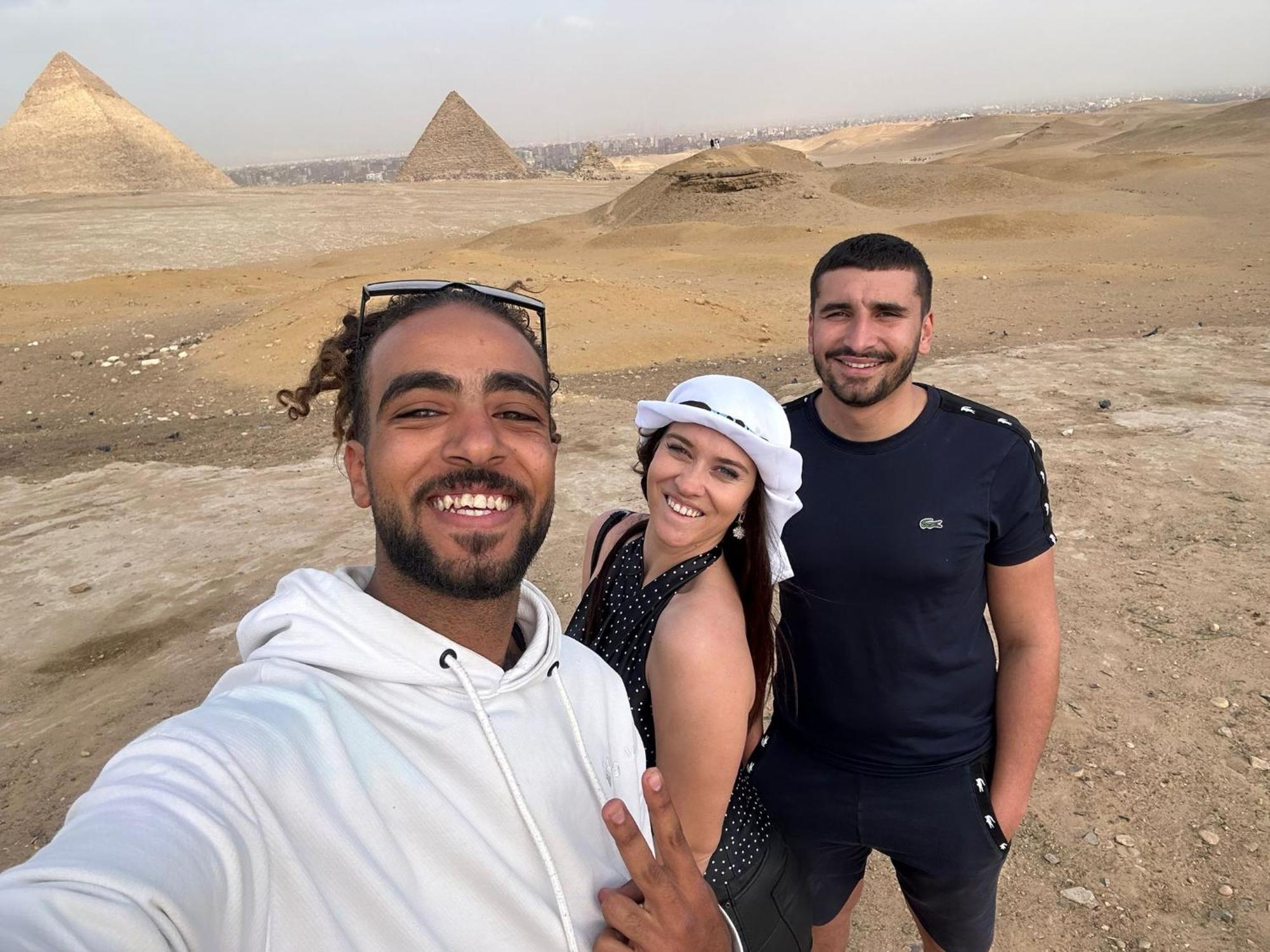 Eagles Pyramids View Hotel Kafrat al Jabal Luaran gambar
