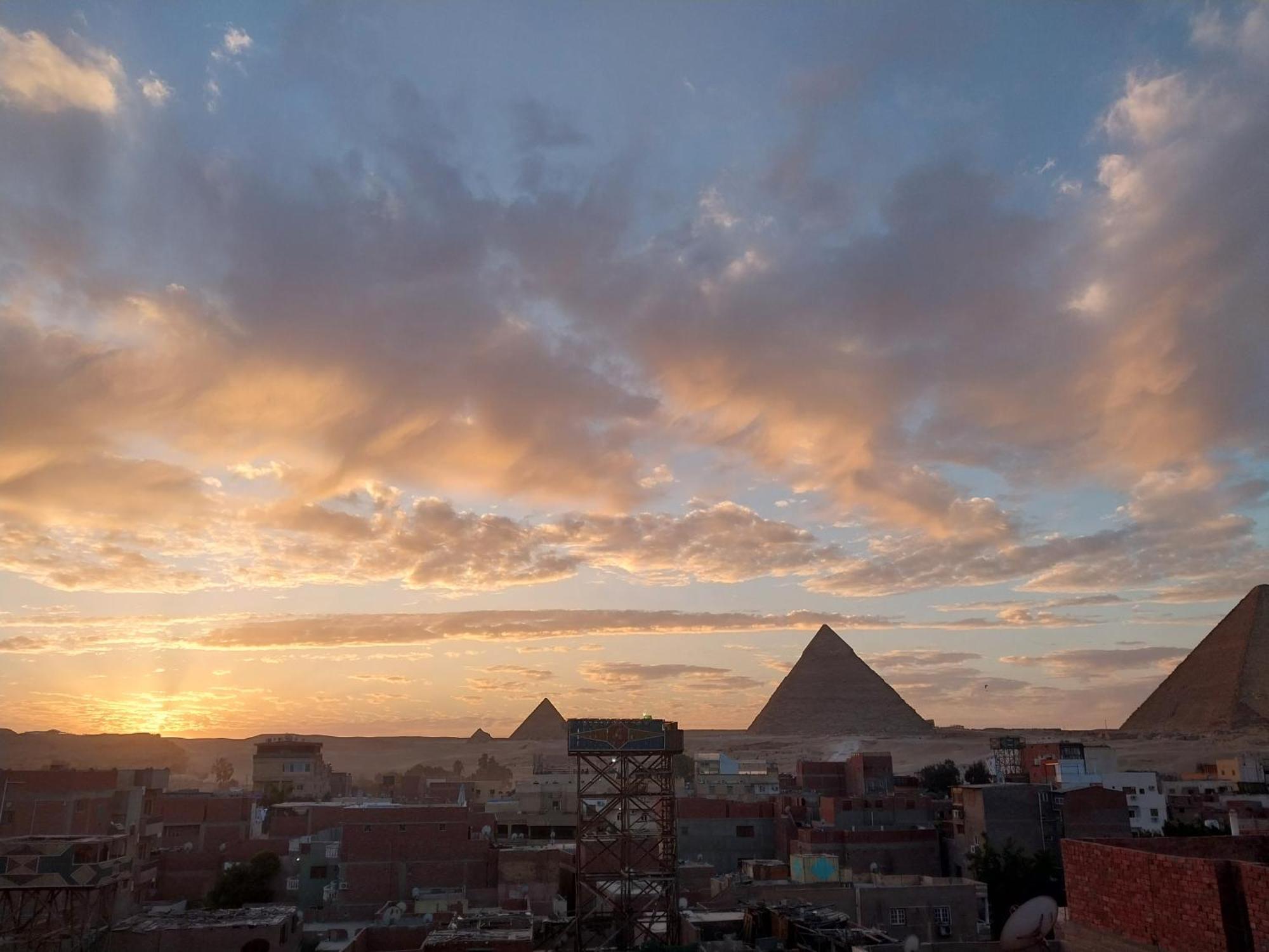 Eagles Pyramids View Hotel Kafrat al Jabal Luaran gambar