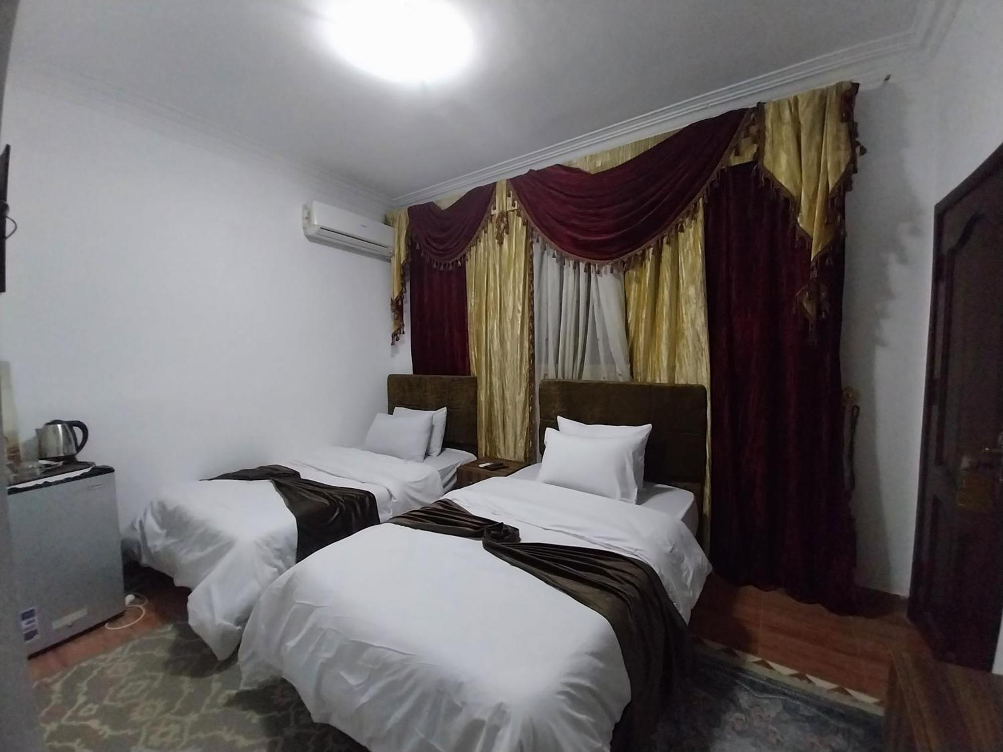 Eagles Pyramids View Hotel Kafrat al Jabal Luaran gambar