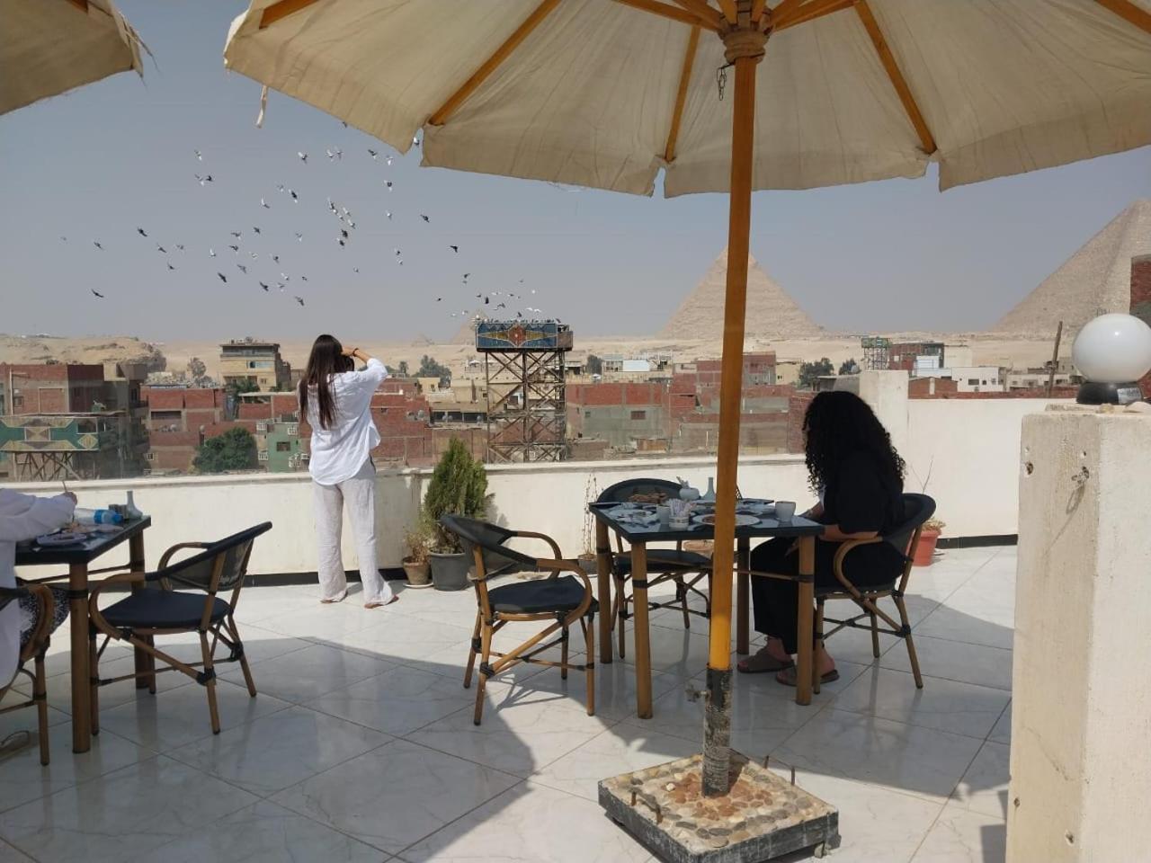 Eagles Pyramids View Hotel Kafrat al Jabal Luaran gambar